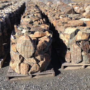 Photo of 49er Brown Wall Rock. For Dry-stack, Masonry, or Landscaping wall stone. Natural stone sold by Rolleri Landscape Products.